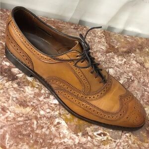Men's Classic Brown Brogue Dress Shoes